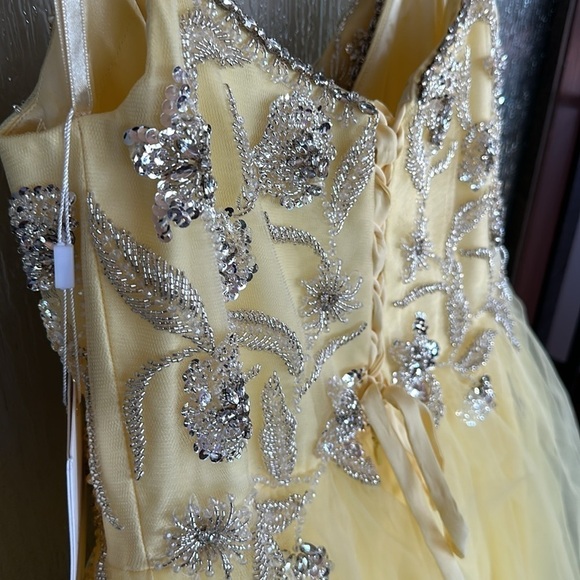 Mac Duggal 68162 yellow corset back ball gown size 12 NEW $798 - Picture 15 of 16